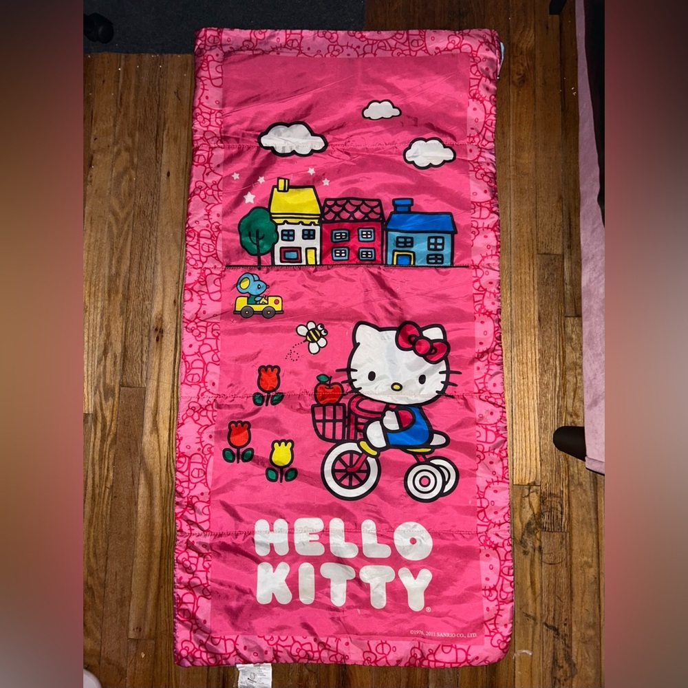 Kids Hello Kitty Sleeping Bag (Pre-Owned)